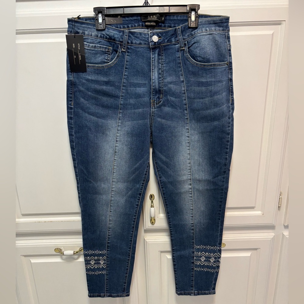 L&B Lucky Blessed Embroidered High Rise Ankle Skinny Blue Jeans Women Size 18